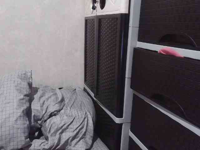 Cassiee webcam