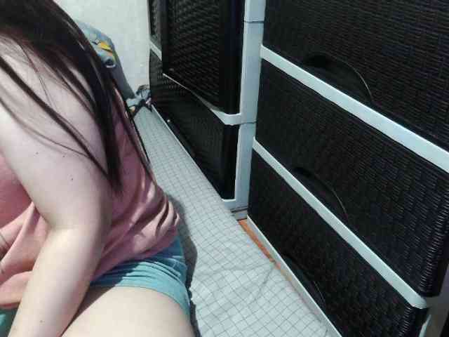 Cassiee webcam