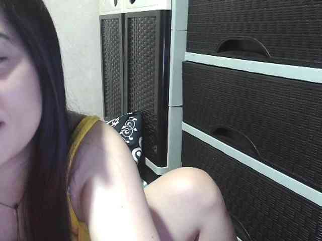 Kazzandra webcam