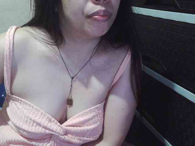Cassiee webcam
