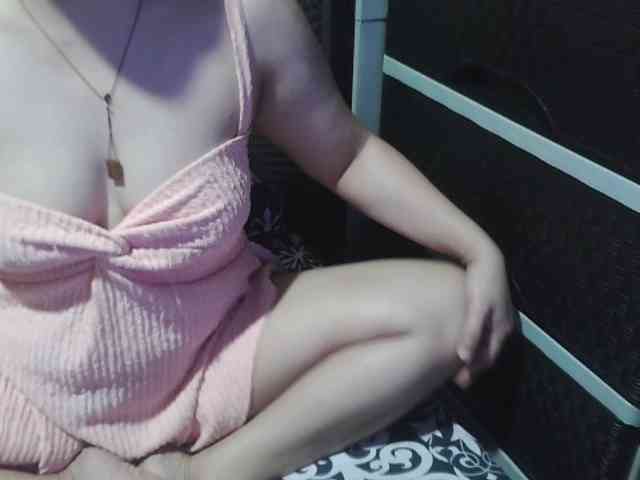 Kazzandra webcam