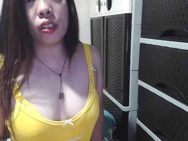 Kazzandra webcam