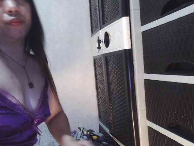 Cassiee webcam