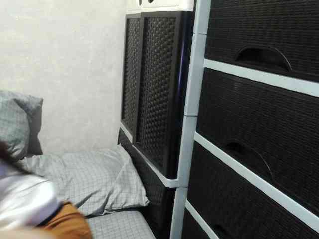 Cassiee webcam