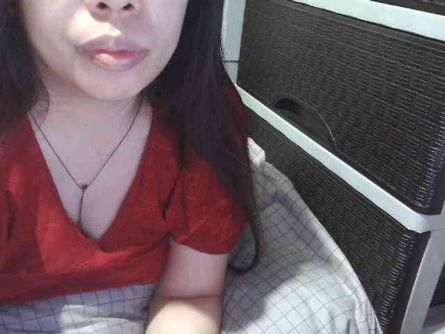 Cassiee webcam