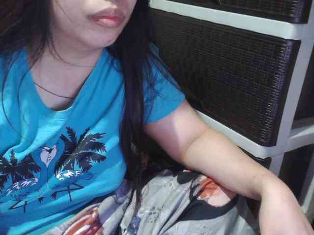 Cassiee webcam
