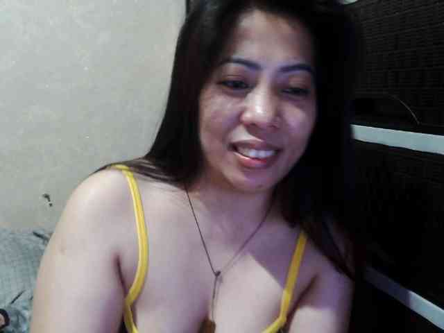 Cassiee webcam