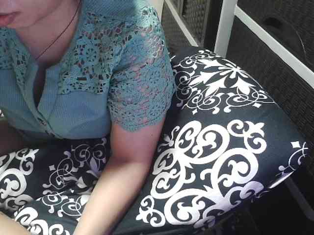 Cassiee webcam