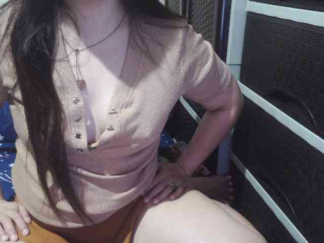 Cassiee webcam