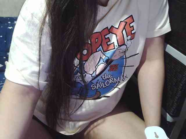 Cassiee webcam