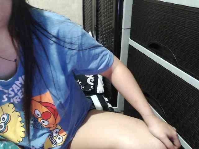 Cassiee webcam
