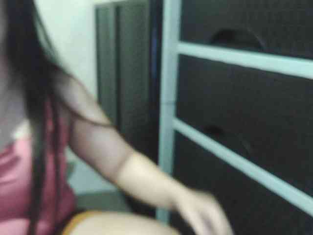 Cassiee webcam