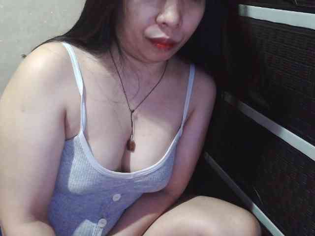 Cassiee webcam