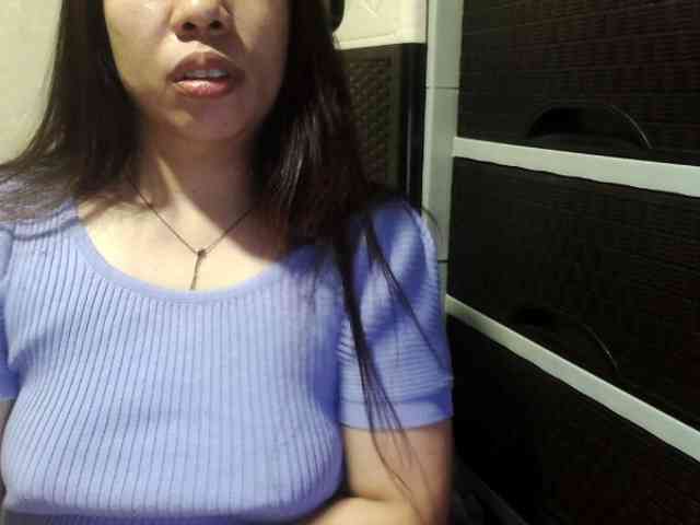 Cassiee webcam