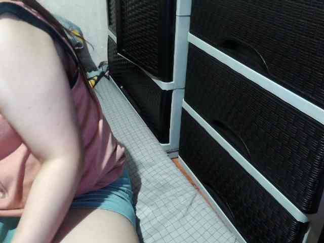 Cassiee webcam