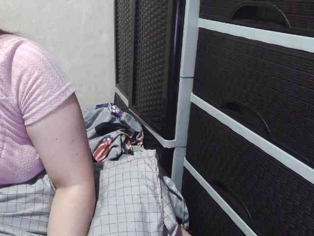 Cassiee webcam