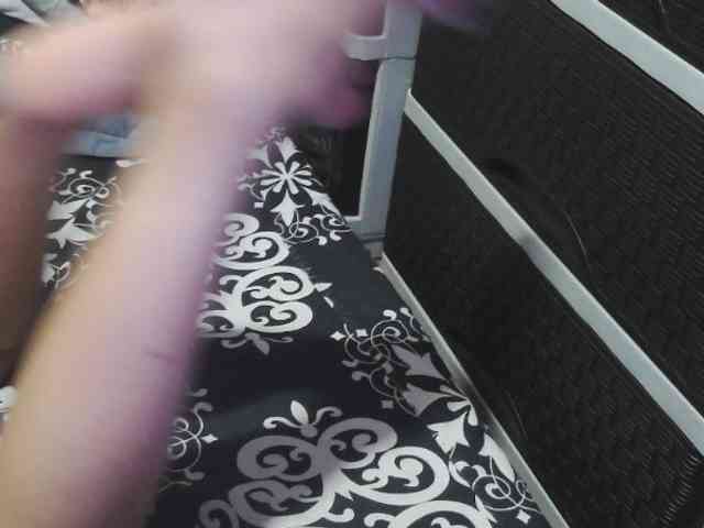Cassiee webcam