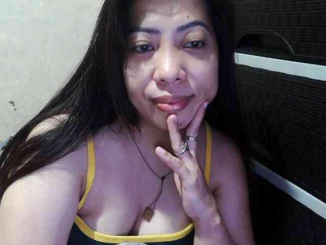 Cassiee webcam