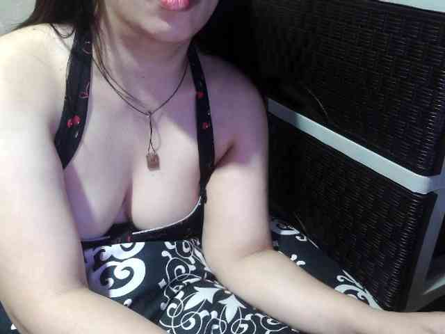 Kazzandra webcam