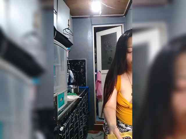 Cassiee webcam