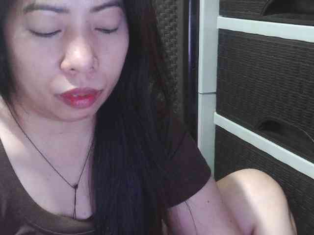 Cassiee webcam