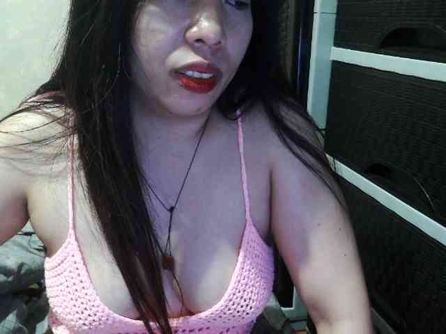 Cassiee webcam