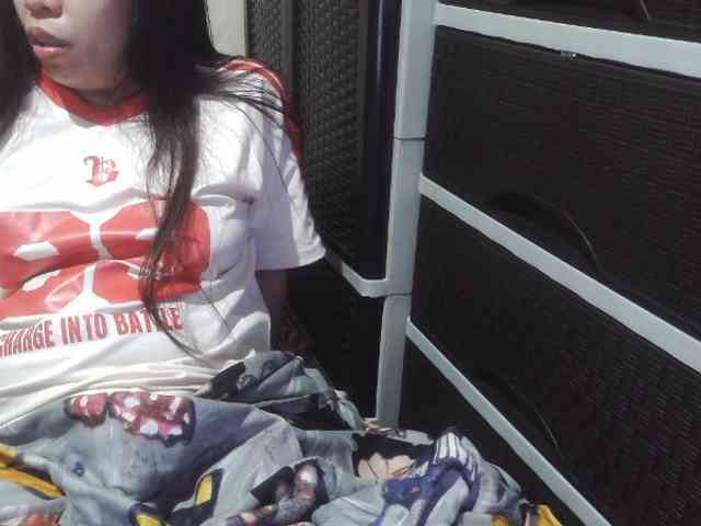 Cassiee webcam