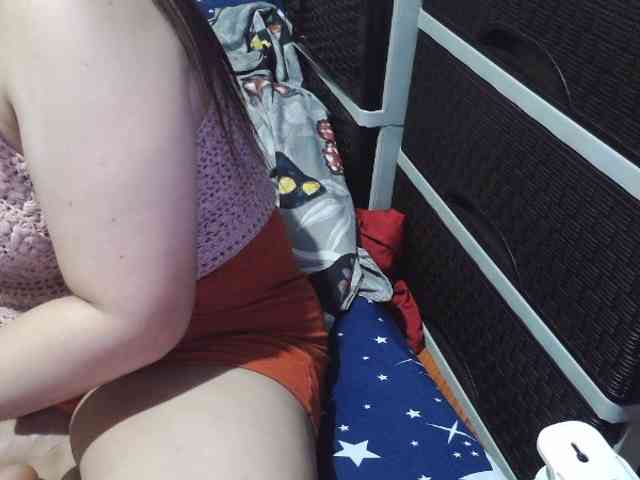 Cassiee webcam