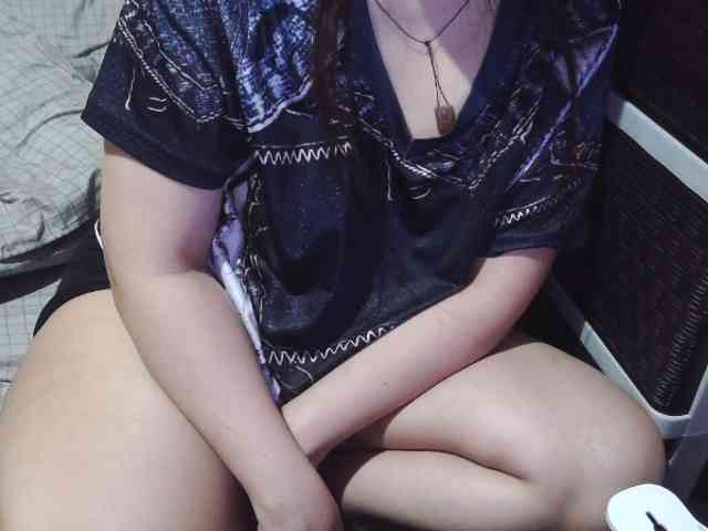 Cassiee webcam