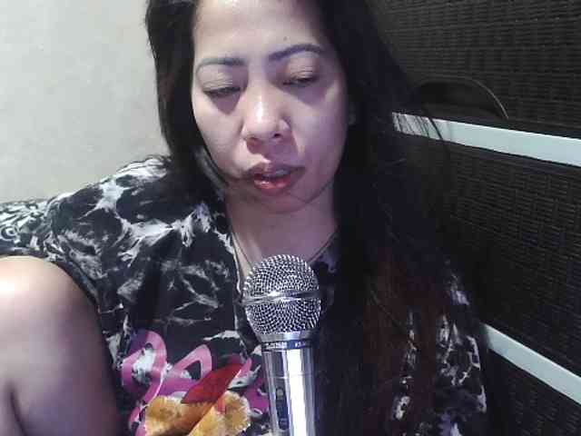 Kazzandra webcam