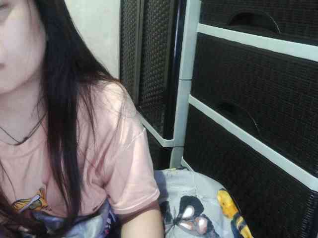 Cassiee webcam