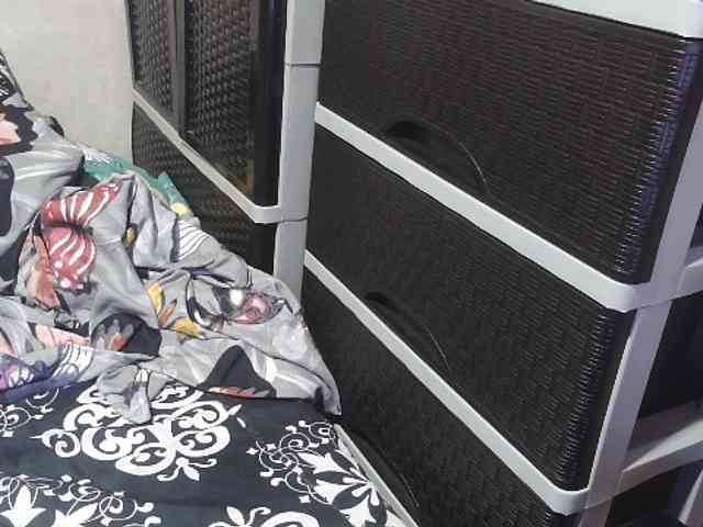 Kazzandra webcam