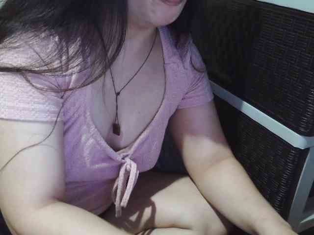 Cassiee webcam