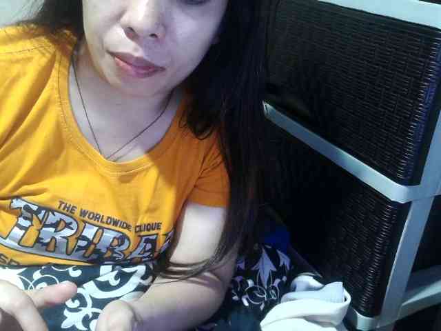 Cassiee webcam