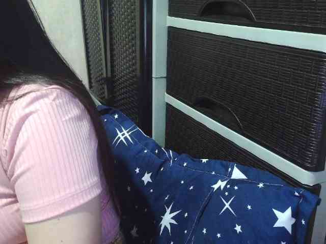 Cassiee webcam