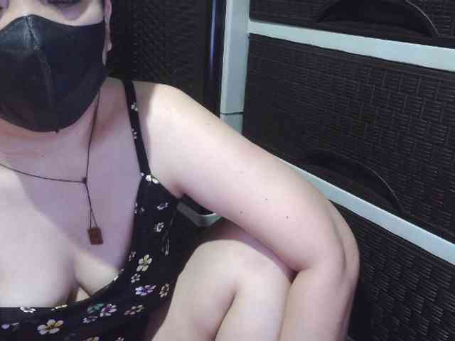 Cassiee webcam