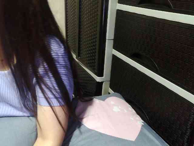 Cassiee webcam