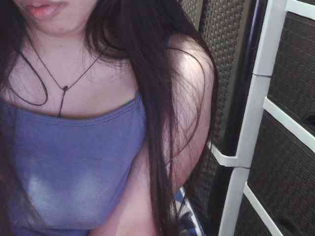 Cassiee webcam