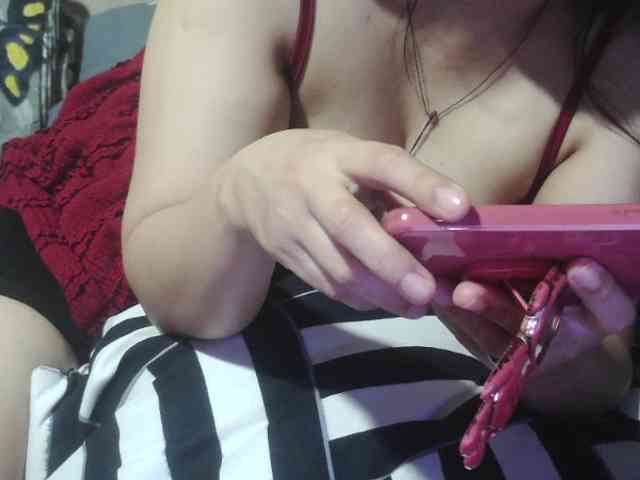 Cassiee webcam