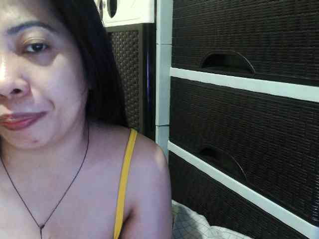 Cassiee webcam