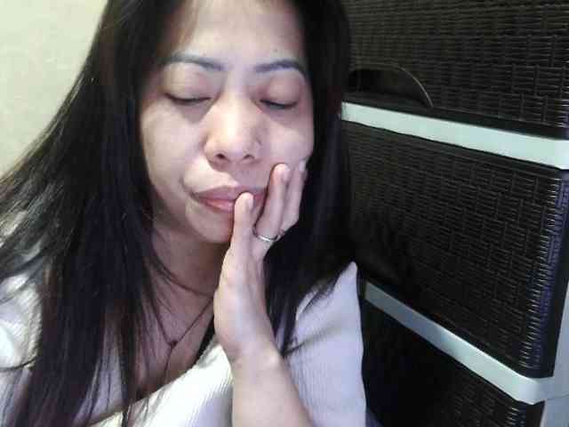 Cassiee webcam