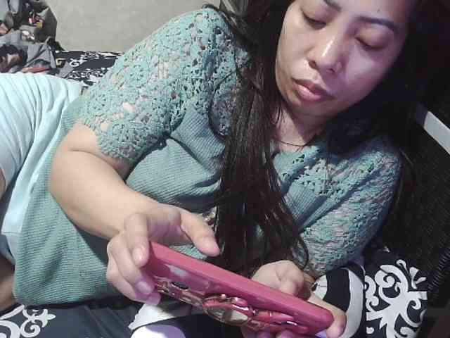 Cassiee webcam