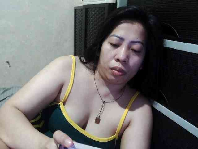 Cassiee webcam