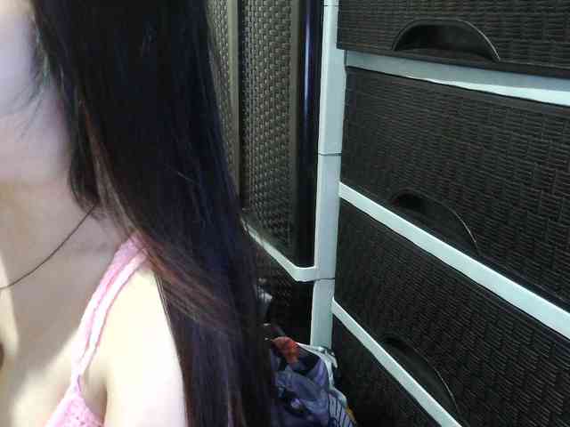 Cassiee webcam