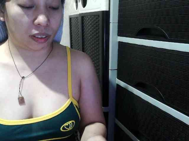 Cassiee webcam