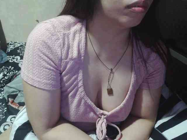 Cassiee webcam