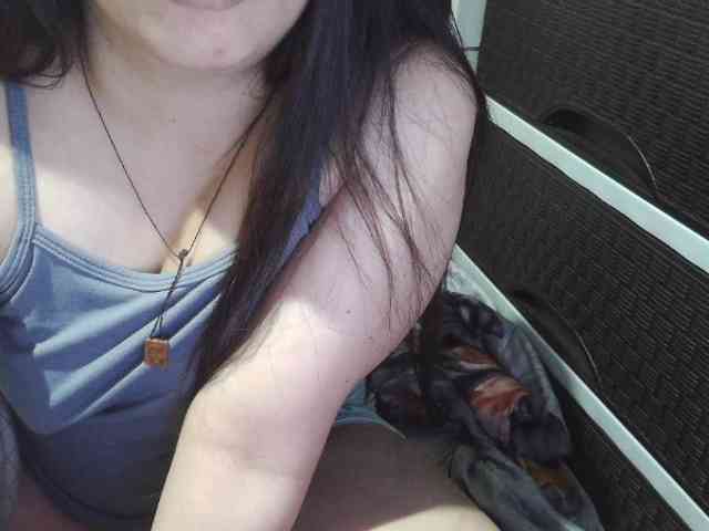 Cassiee webcam