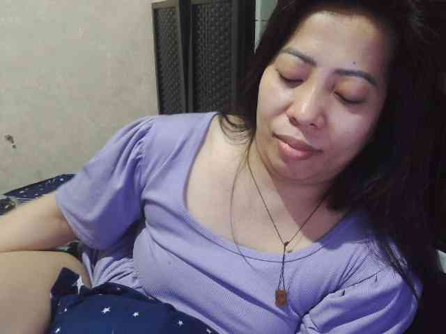 Cassiee webcam