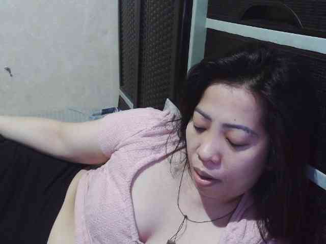 Cassiee webcam
