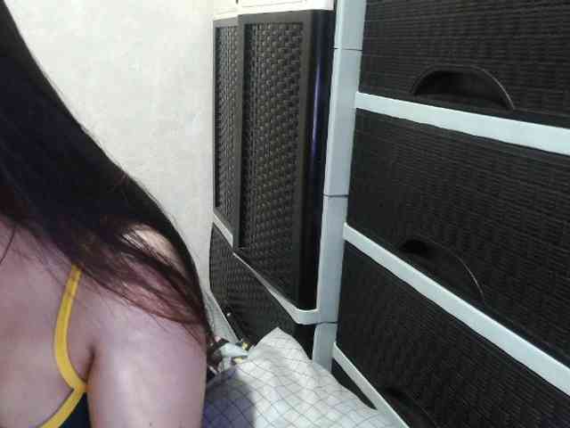 Cassiee webcam